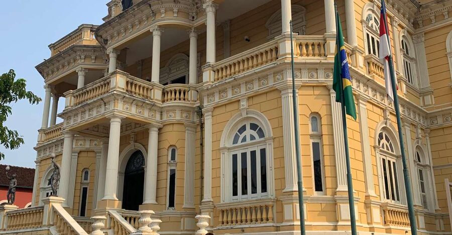 Historic City Tour Manaus by car with 3 stops. - Key points at a glance
