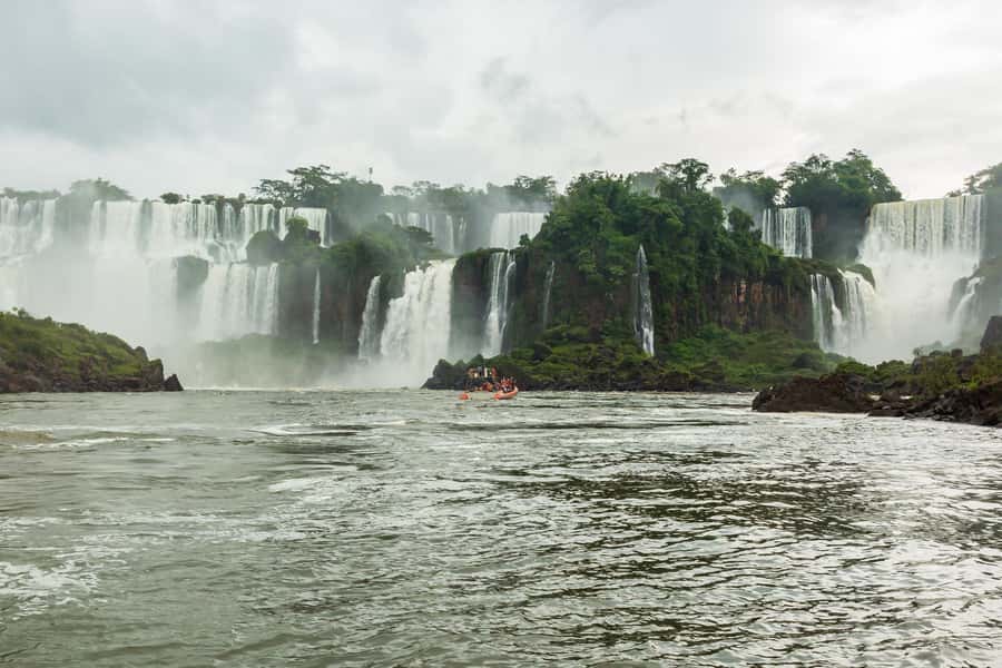 Iguassu Falls: Guided Tour & Macuco Safari on Pontoon Boats - The pontoon ride toward Devil’s Throat