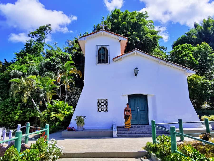 Ilha Grande: 7h Speedboat Tour of Paradise Islands - Botinas Islands: the best stop for a swim