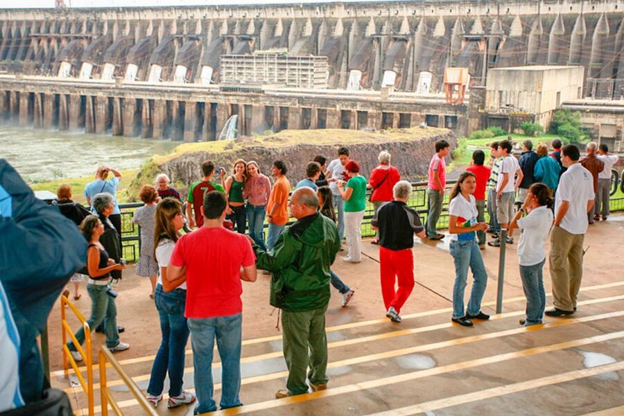 Itaipu Dam Tour with Admission Ticket from Foz do Iguaçu - How this fits into a Foz do Iguaçu itinerary