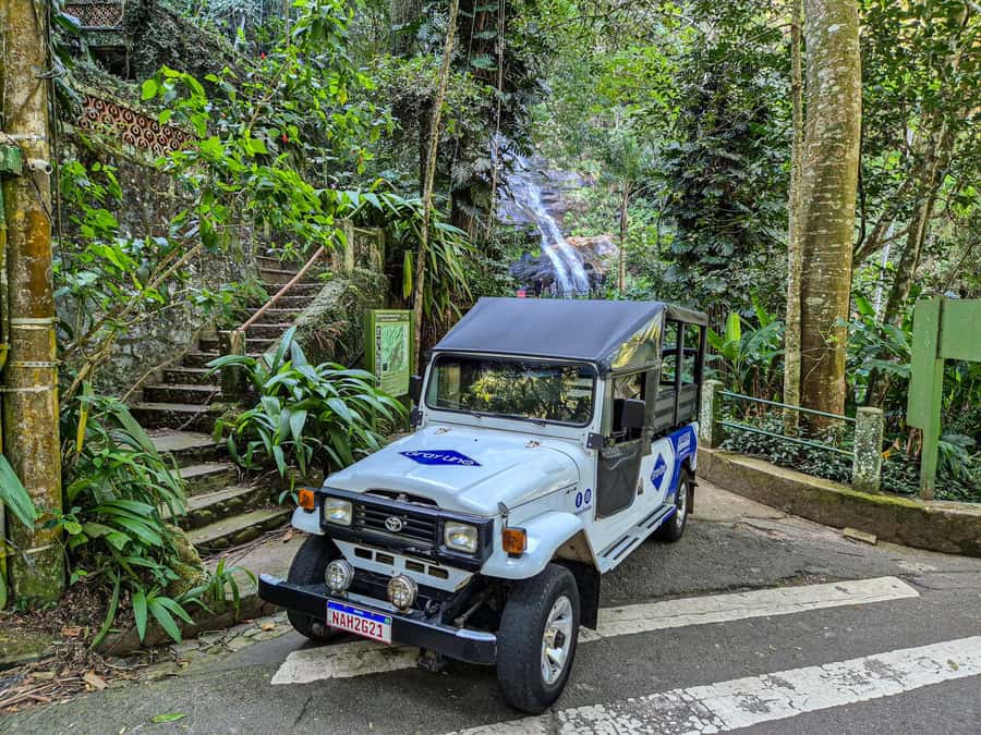 Jeep'n'Culture: Rocinha Favela and Tijuca Rainforest Tour - From Rio’s city streets to Tijuca’s waterfall