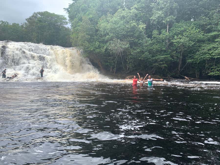Manaus: Presidente Figueiredo Caves and Waterfalls Tour - Transport, group size, and daily comfort