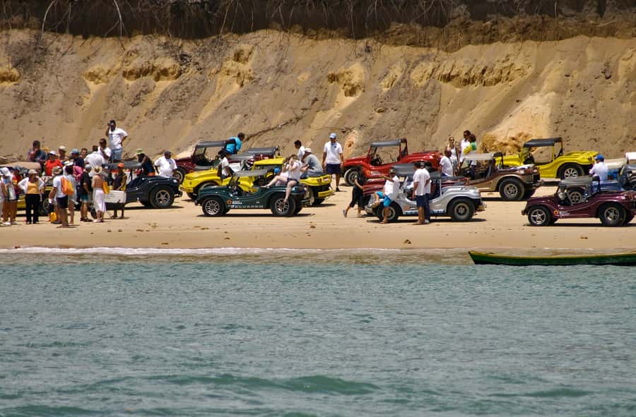 Natal: South Coast Day Tour by 4X4 with Pickup - Cooling off at Carcará Lagoon