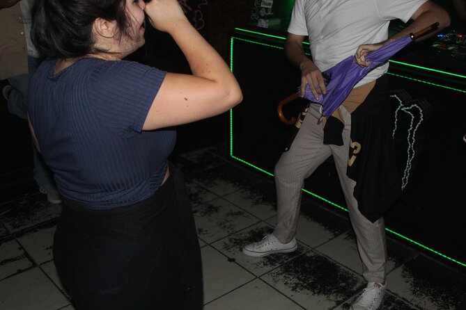 Night Walking Tour through the Bars of São Paulo - LiLi Club finishes with São Paulo funk