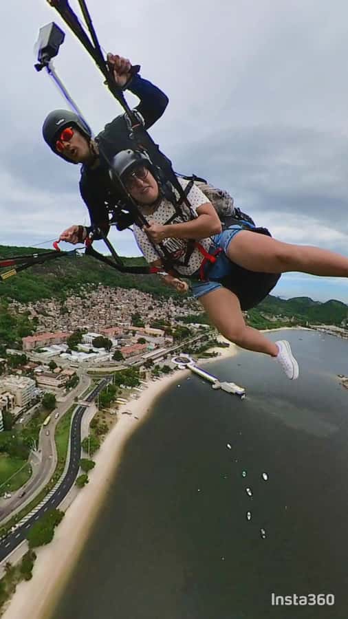 Niterói: Paragliding Experience with GoPro Photos and Video - Meeting Pepê at Parque da Cidade
