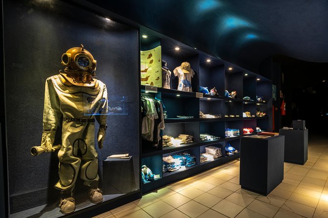 Official Ticket: Oceanographic Museum Univali - Piçarras - SC - See the range of bony fish in the Brown Wing