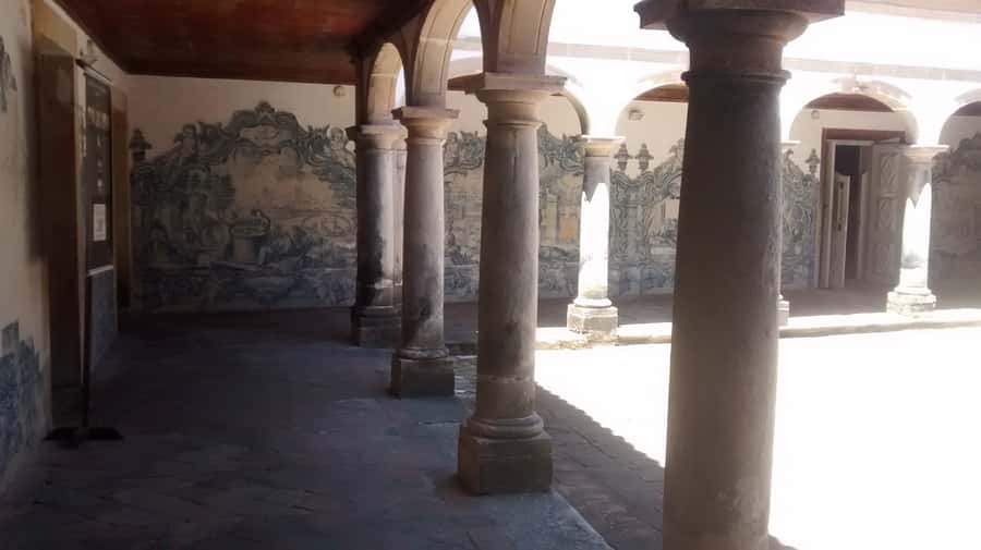 Olinda City Tour and Instituto Ricardo Brennand - São Bento Church and the route back into history