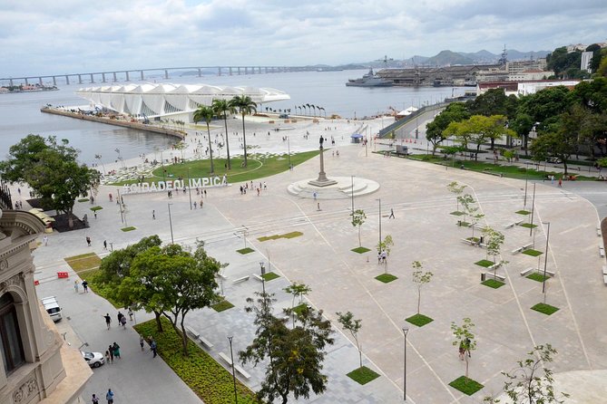 Olympic Boulevard, Museum of Tomorrow & Historical Rio - Olympic Boulevard and the Etnias mural