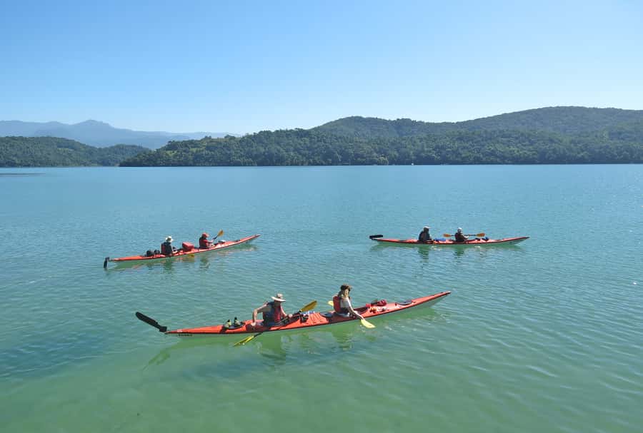 Paraty Bay: Half-Day Mangroves and Beaches Tour by Kayak - Meeting at Pontal Beach