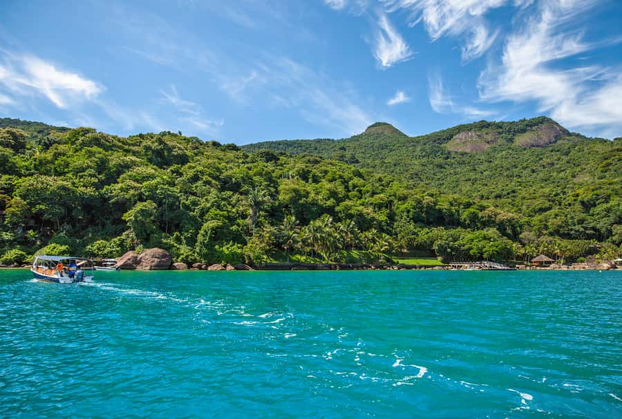 Paraty: Fast Boat Expedition to Saco do Mamangua - Entering Saco do Mamanguá, Brazil’s long coastal inlet