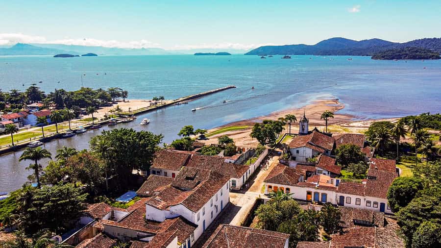 Paraty Historical City Walking Tour - Four churches that frame Paraty’s past