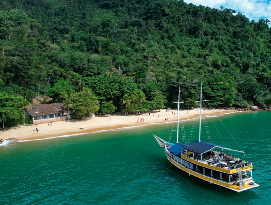Paraty: Schooner Boat Tour with Beaches and Snorkeling - Ilha Comprida, Ilha do Mantimento, and Ilha do Algodão