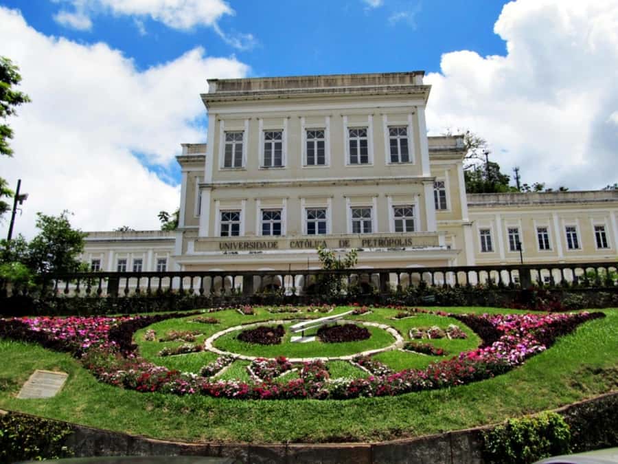 Petrópolis: Imperial City Tour - Crystal Palace and Petrópolis architecture