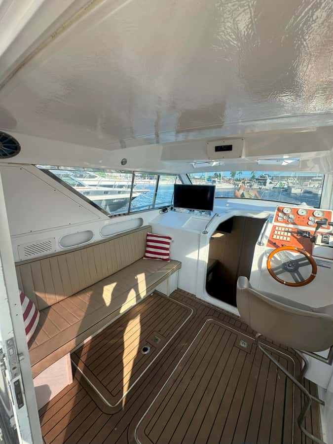 Private speedboat tour in Rio de Janeiro - Planning the onboard barbecue