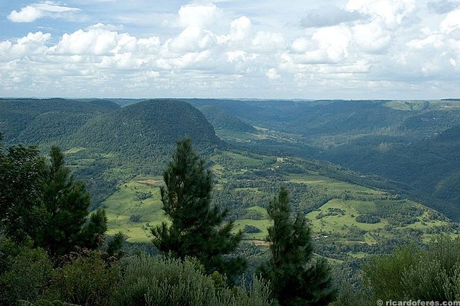 Quadricycle Tour to the Hills with Off Road 15km - 01 person - Morro Pelado, Morro Dedão, and Morro Burned