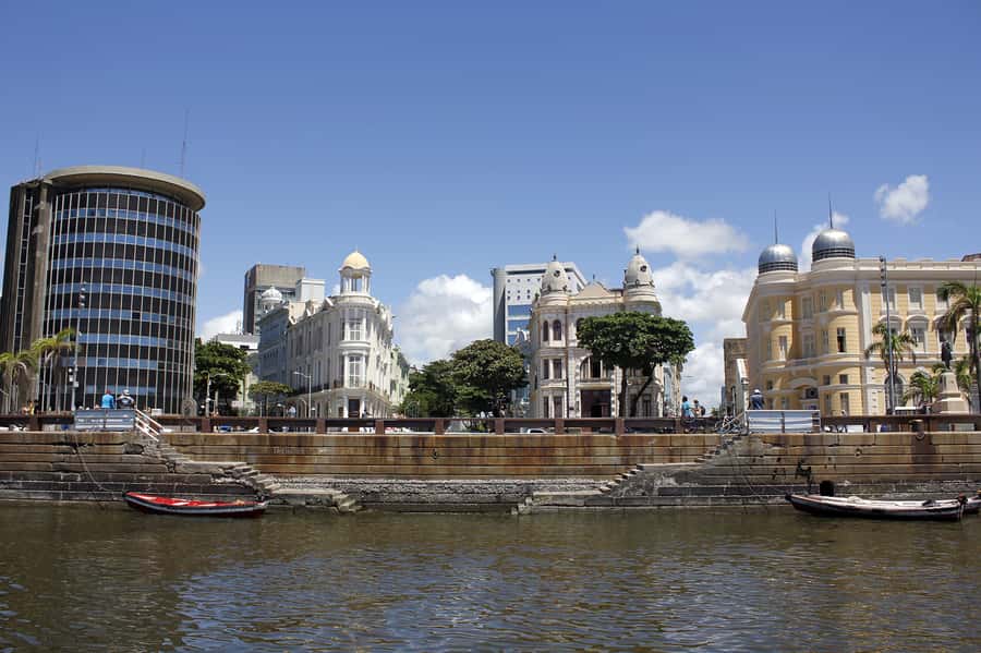 Recife & Olinda City Tour: Unveiling the Charm of Two Cities - Casa da Cultura, a prison turned cultural center