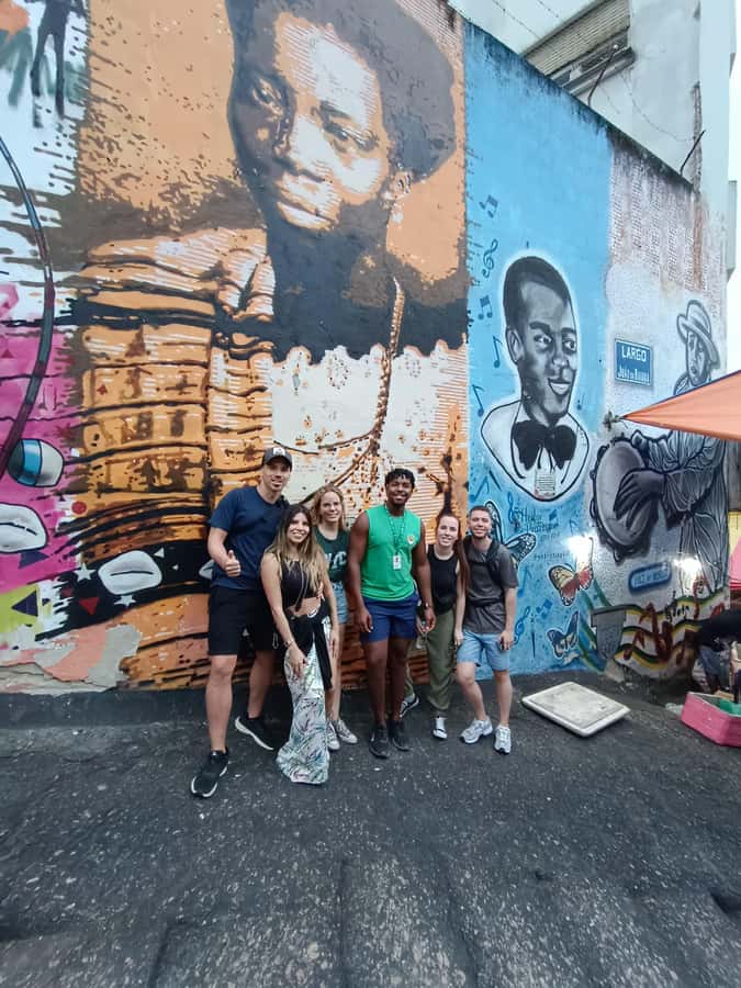 Rio: African Culture Walking Tour - Walking through Pedra do Sal