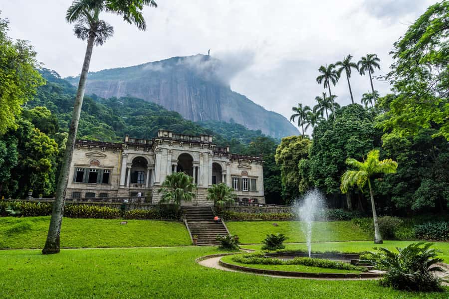 Rio: Botanical Garden, Tijuca Forest, and Parque Lage Tour - Chinese Lookout and the value of a short walk