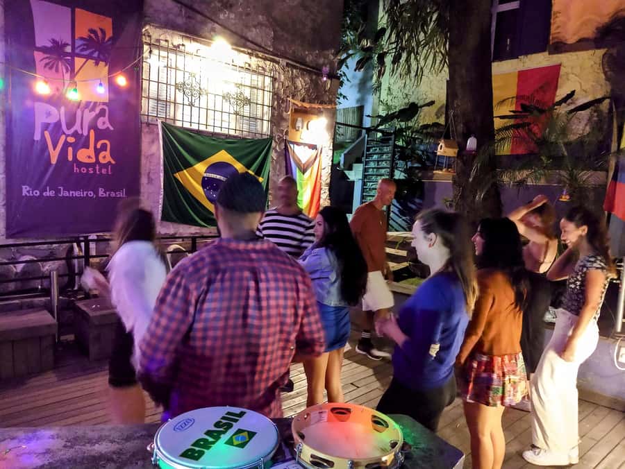 Rio: Caipirinha Workshop and Samba Class - Starting with the caipirinha workshop