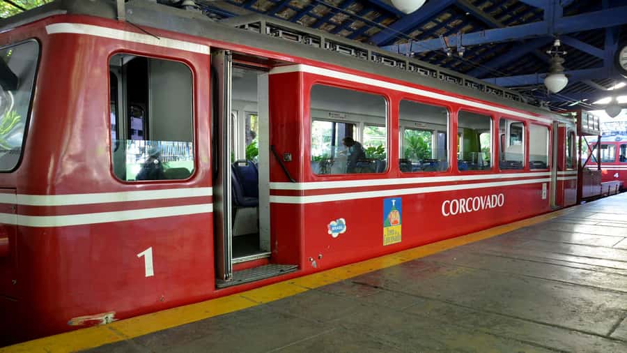 Rio: Christ The Redeemer Half Day Tour With Pick up - Why the Corcovado approach matters