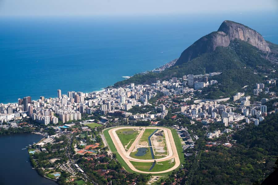 Rio: Christ the Redeemer & Selarón Steps Half-Day Tour - The guides can make the short schedule work