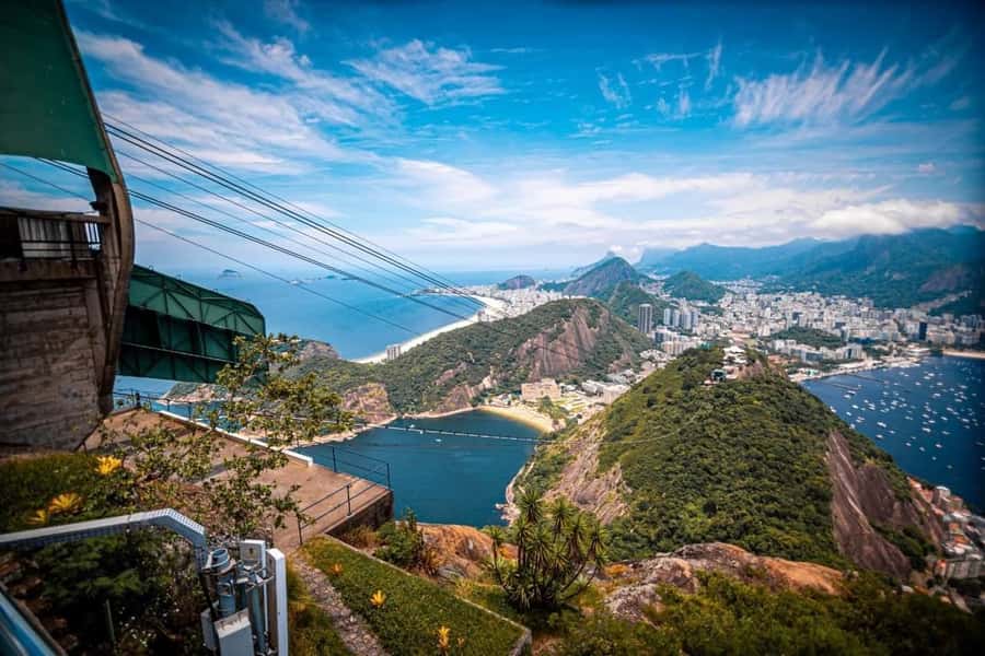 Rio: Cristo Redentor, Pão de Açúcar , almoço em churrascaria - Two Rio icons in one long day