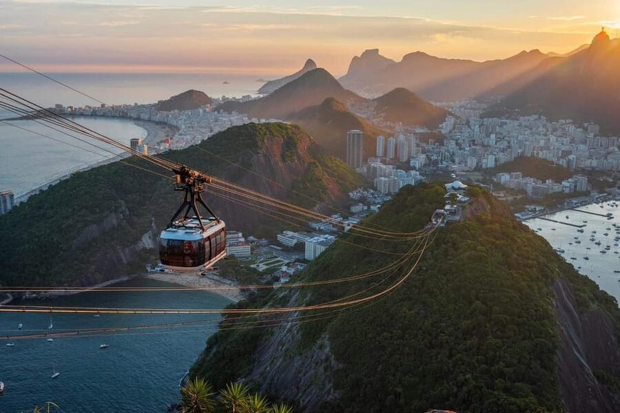 Rio: Cristo Redentor, Pão de Açúcar , almoço em churrascaria - Guides and the importance of clear communication