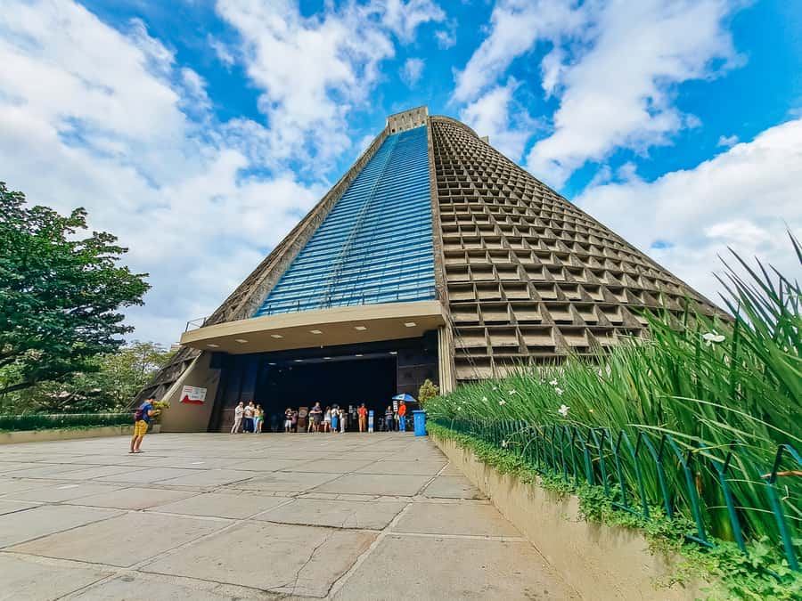Rio de Janeiro: 6-Stop Highlights of Rio with Lunch - Buffet lunch, with a few caveats