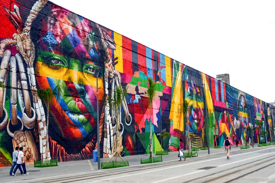 Rio de Janeiro: Afrobrazilian Heritage & Black History Walk - Meeting at Praça Mauá and entering Little Africa