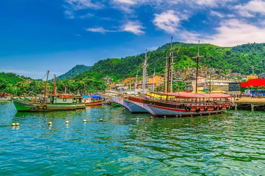 Rio de Janeiro: Angra dos Reis and Ilha Grande Full-Day Tour - Lagoa Azul: the first swim in Ilha Grande
