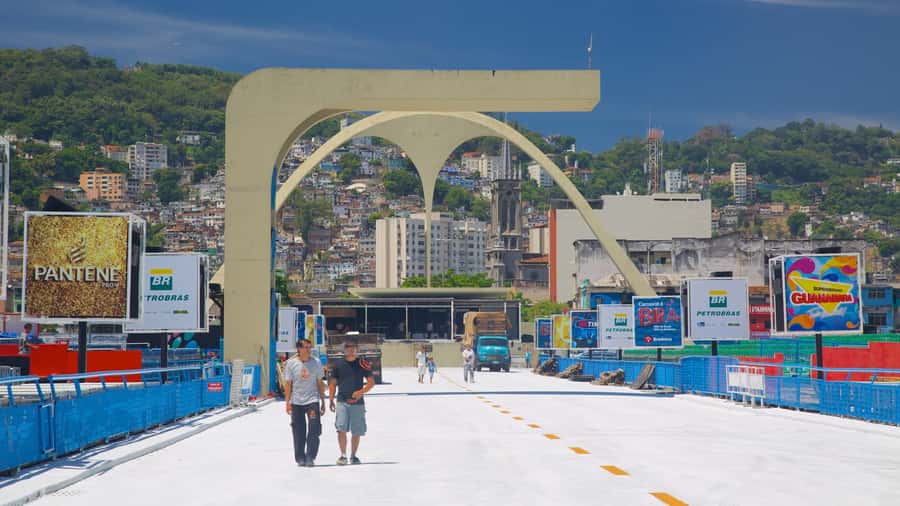 Rio de Janeiro: Be a true Rio's local for a day - Tour - Maracanã Stadium and the football museum