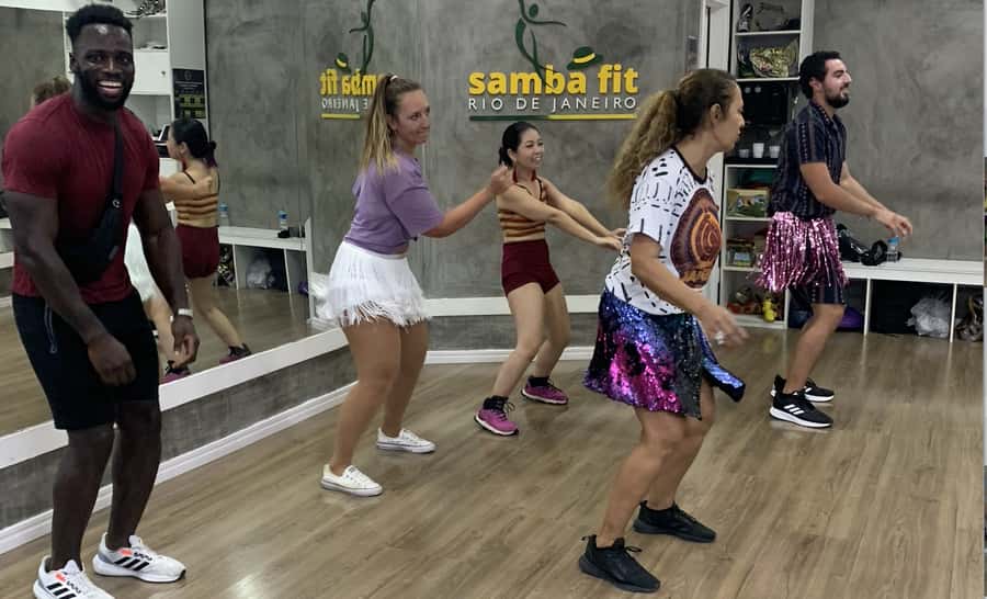 Rio de Janeiro: Beginner Samba Lesson in Ipanema - Who should book this Ipanema samba class