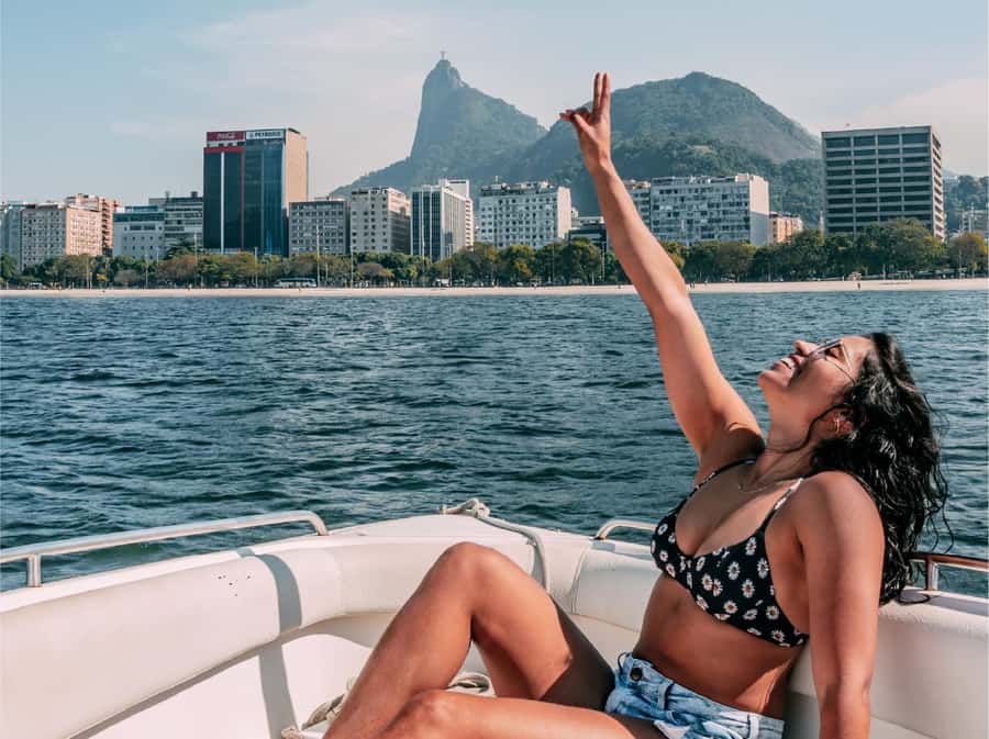 Rio de Janeiro: Boat Tour - Sunset with Beer - Leaving Urca with Rio behind you