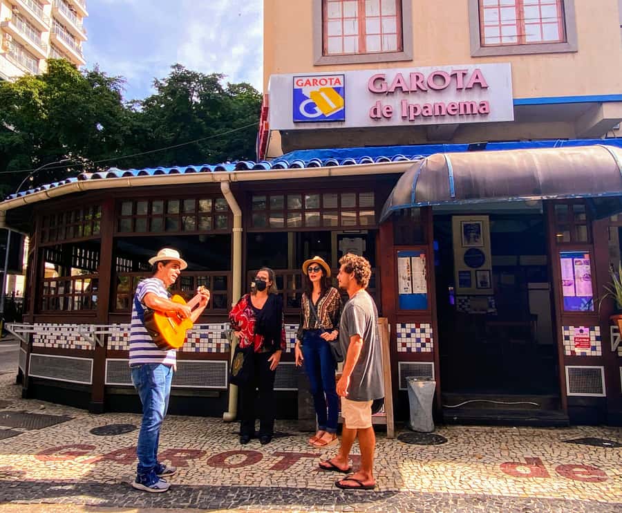 Rio de Janeiro: Bossa Nova Walking Tour with Guide - Copacabana’s shorefront and Dorival Caymmi