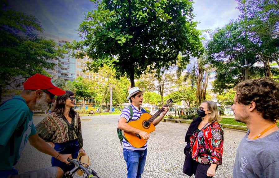 Rio de Janeiro: Bossa Nova Walking Tour with Guide - Garota de Ipanema, Arpoador, and Tom Jobim