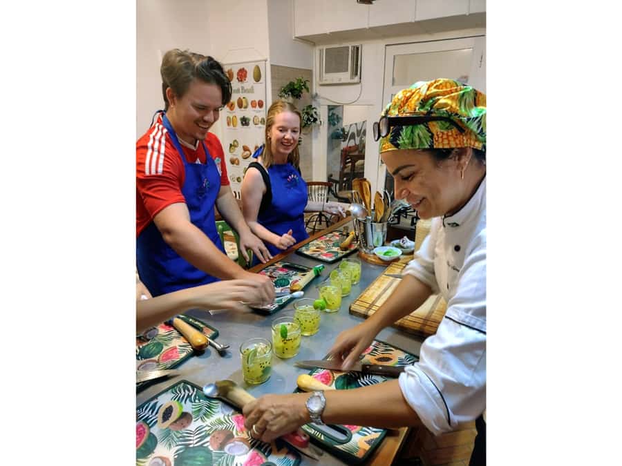Rio de Janeiro: Brazilian Cooking Class in Rio de Janeiro - Choosing between moqueca and feijoada