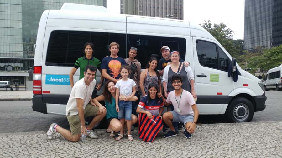 Rio de Janeiro: Christ, Selaron Steps, and Tijuca Park Tour - A quick look at Maracanã Stadium