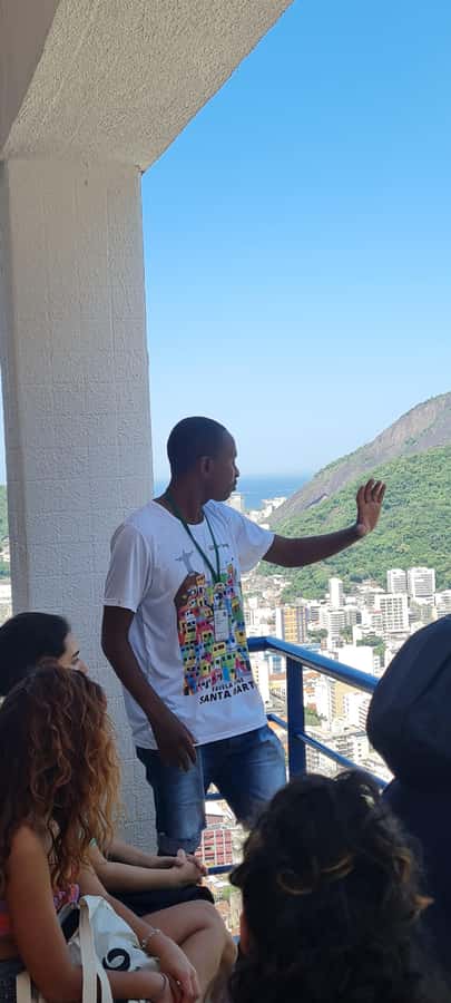 Rio de Janeiro: Favela Santa Marta Tour with Resident Guide - Walking conditions, timing, and comfort