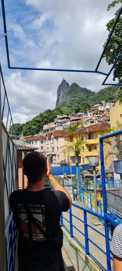 Rio de Janeiro: Favela Santa Marta Tour with Resident Guide - Why Santa Marta is worth seeing with a resident