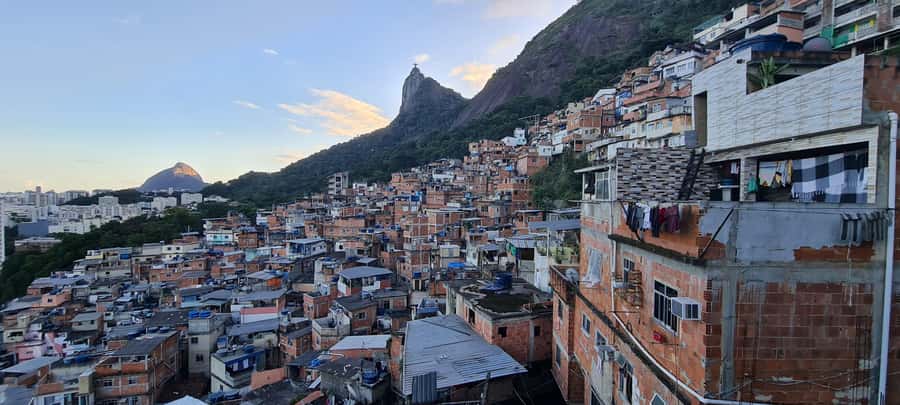 Rio de Janeiro: Favela Santa Marta Tour with Resident Guide - Michael Jackson Square and the final stop