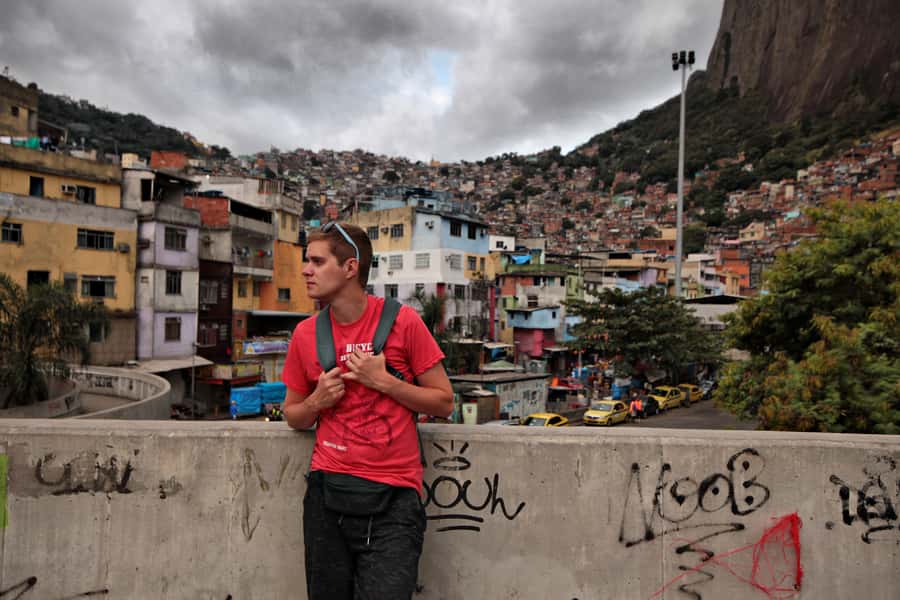 Rio De Janeiro: Half-Day Rocinha Favela Walking Tour - Narrow lanes, stairs, and the everyday Rocinha