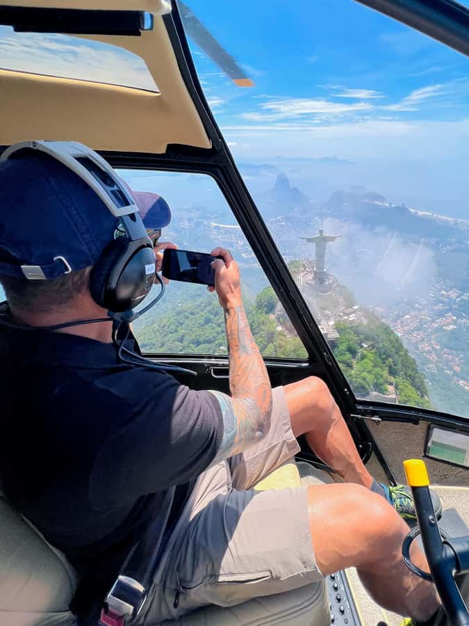 Rio de Janeiro: Helicopter Flight Christ the Redeemer 30 min - From São Conrado to Two Brothers Hill