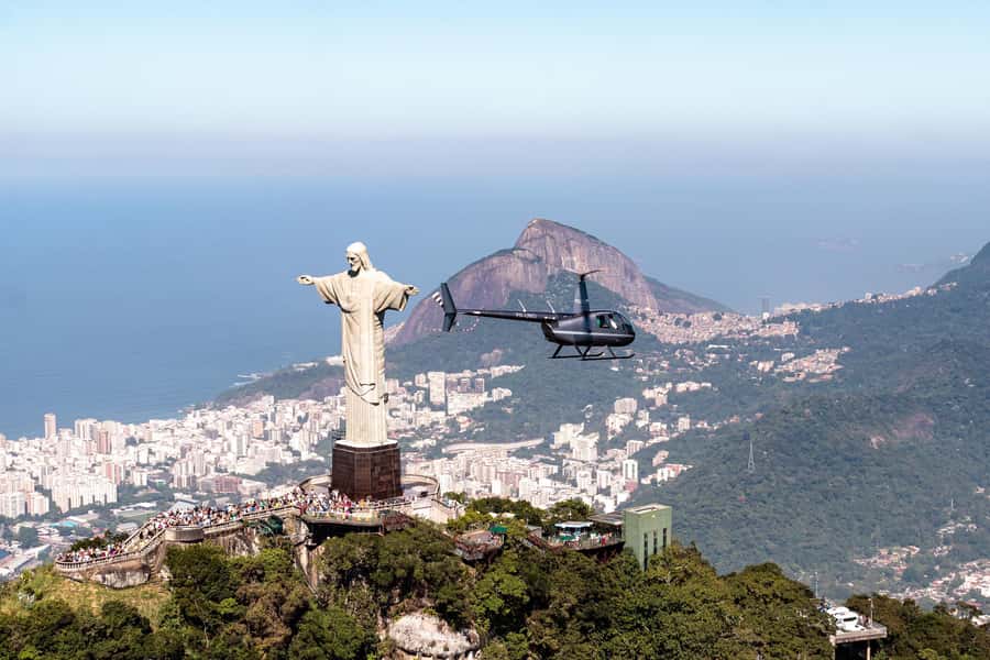 Rio de Janeiro: Helicopter Tour with an unforgettable view - Morro Dois Irmãos, Leblon, and Ipanema