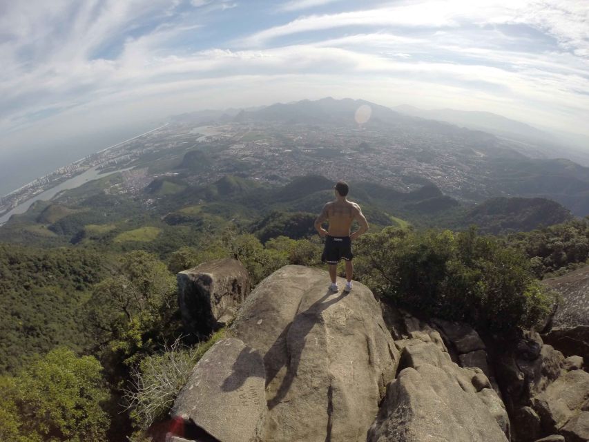 Rio de Janeiro: Hiking and Rappelling at Tijuca Forest - The final climb to Bico do Papagaio