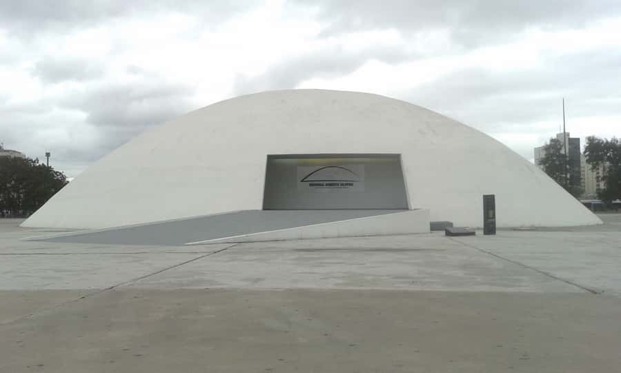 Rio de Janeiro: Niterói Day Trip - Caminho Niemeyer and the shape of modern Niterói