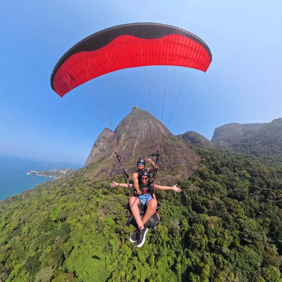 Rio de Janeiro : Paragliding Tandem Flights over Rio - Timing, waiting, and the real two-hour schedule