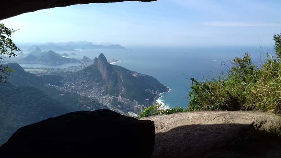 Rio de Janeiro: Pedra da Gavea Adventure Hike - The 15-meter rock section near the summit