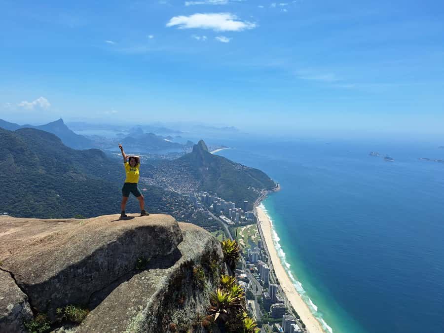 Rio de Janeiro: Pedra da Gávea - guided hike with best views - Carrasqueira and the 40-meter rope climb