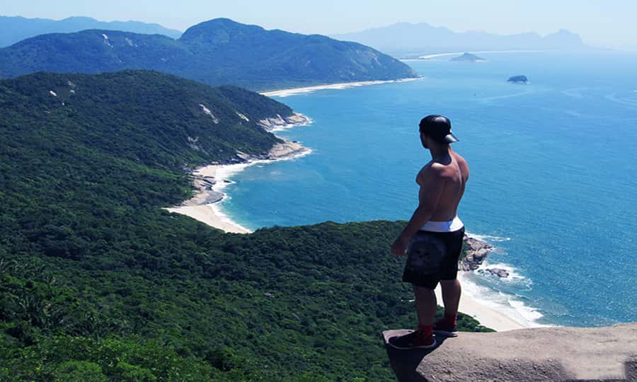 Rio de Janeiro: Pedra do Telegrafo Hike & Grumari Beach Tour - What to pack for a trail and beach in one morning
