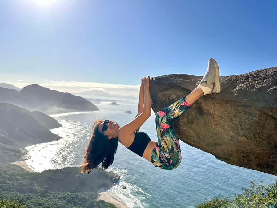 Rio de Janeiro: Pedra do Telégrafo trail and beach stop - Reaching the 350-meter viewpoint